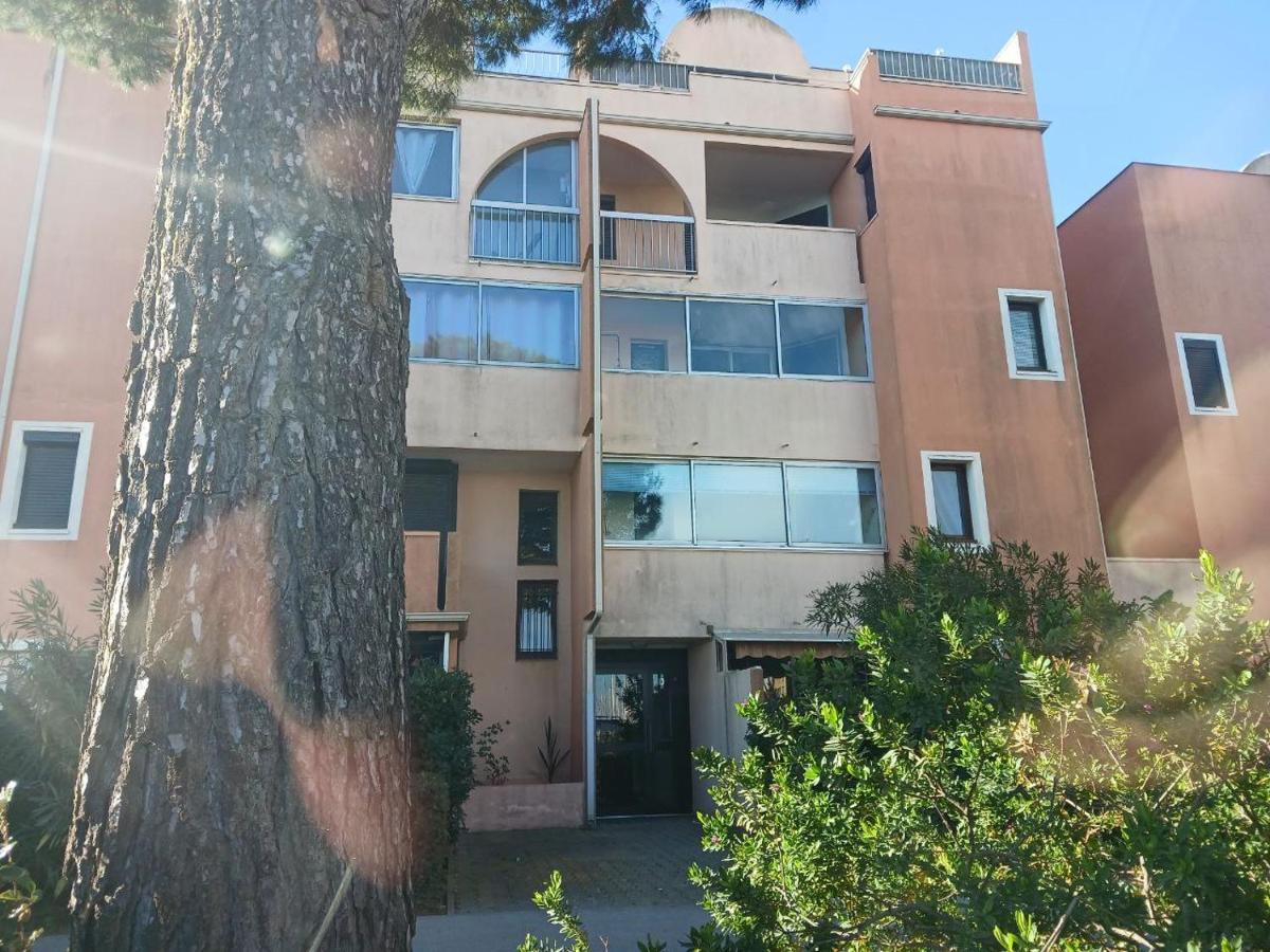 Appartement Le Clin D'Oeil Sur Le Port. à Gruissan Extérieur photo